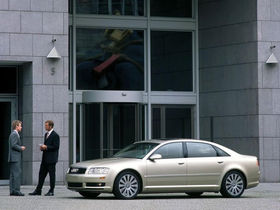  Audi A8 L 4.2 Quattro (D3) 2004 года  (NA) (фото 3 из 19)